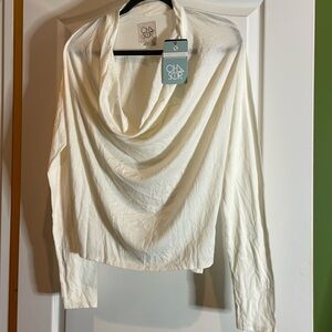 Chaser, long sleeve recycled polyester blend T-shirt size small p2p 18 🖐🏻🖐🏻